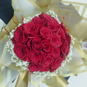 buquê 24 rosas vermelhas premium florista São João da Madeira Oliveira de Azeméis